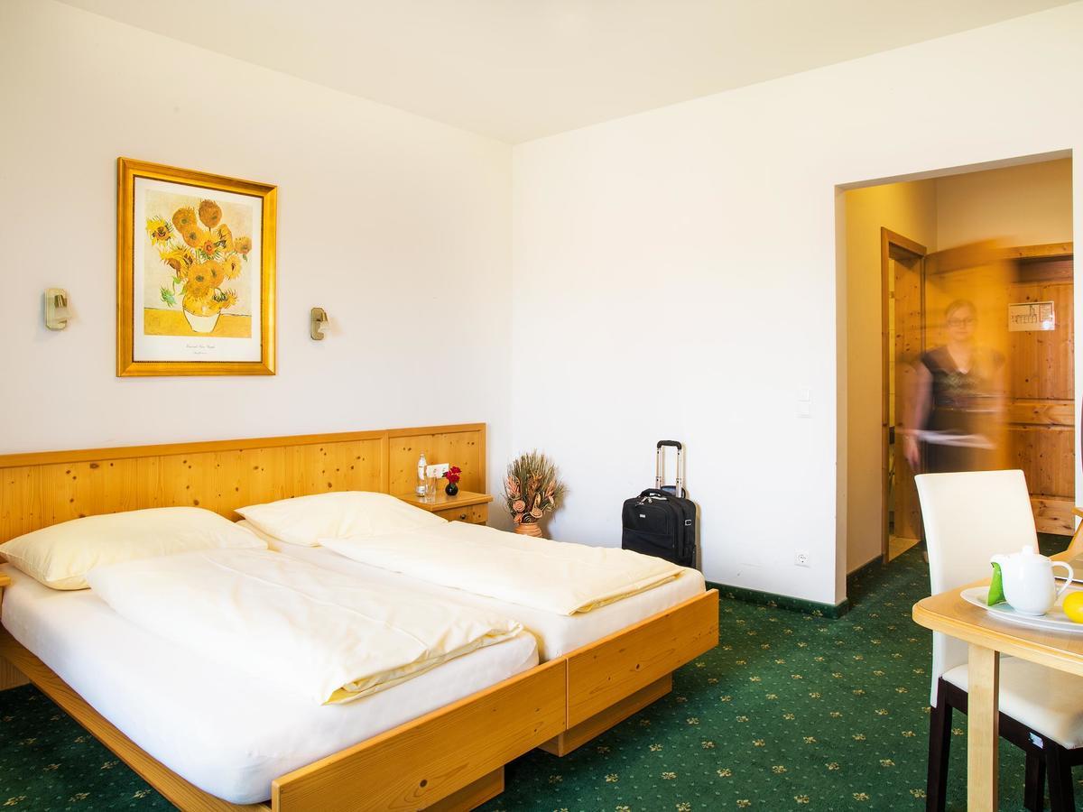 Landhof Steinbaeck Hotel Sankt Stefan ob Stainz ภายนอก รูปภาพ