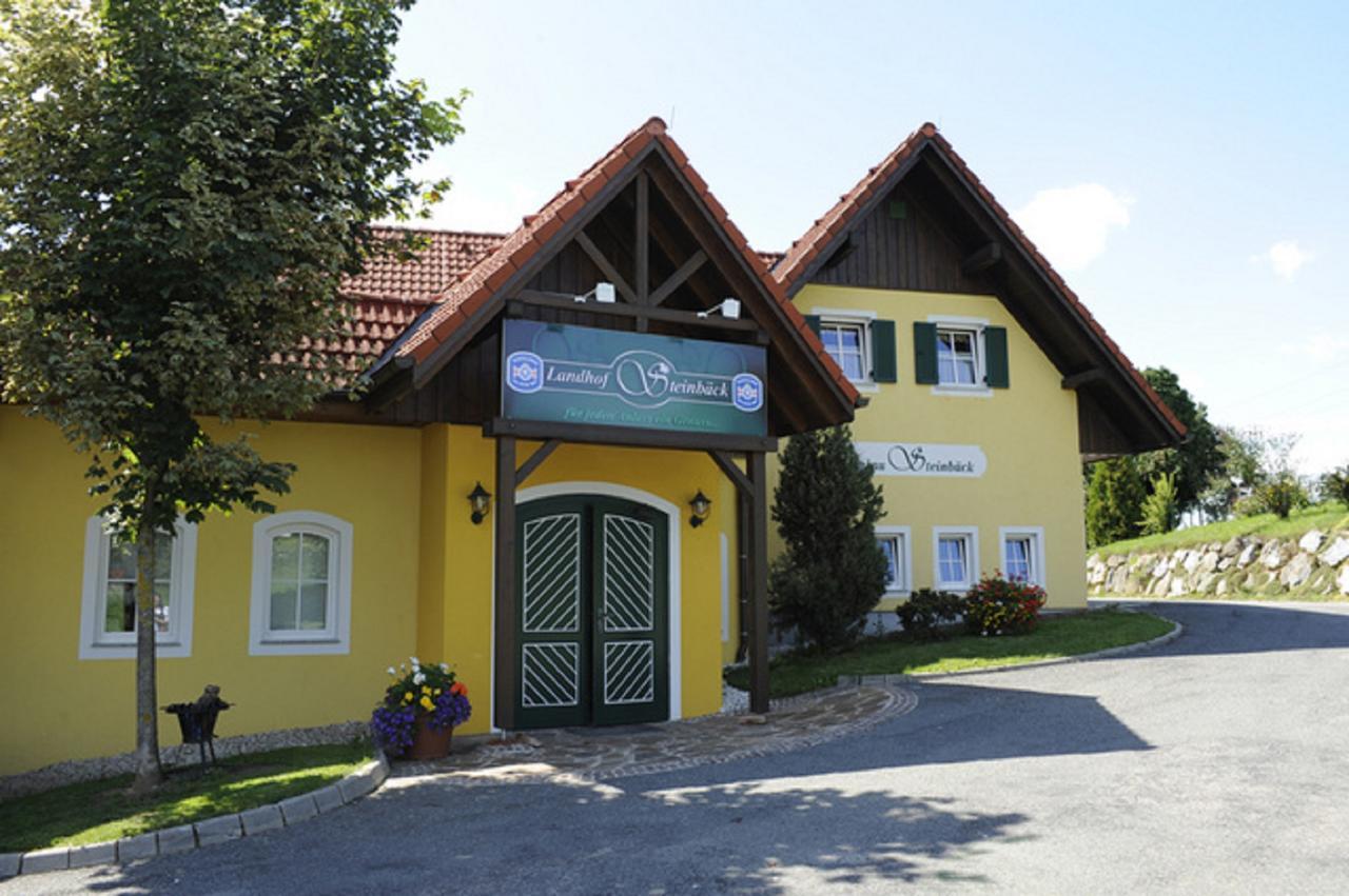 Landhof Steinbaeck Hotel Sankt Stefan ob Stainz ภายนอก รูปภาพ